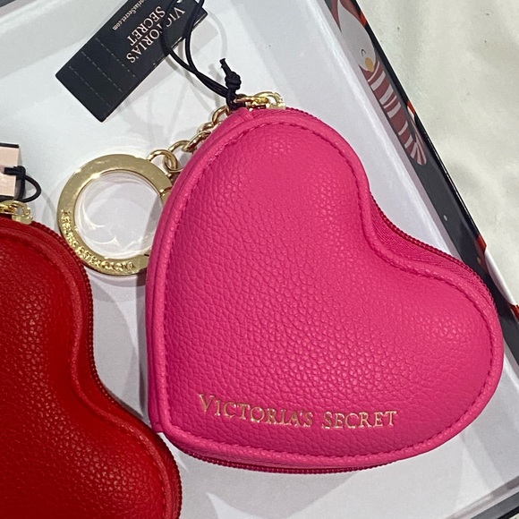 Victoria secret Valentines coin purse/key chain - Picture 1 of 1